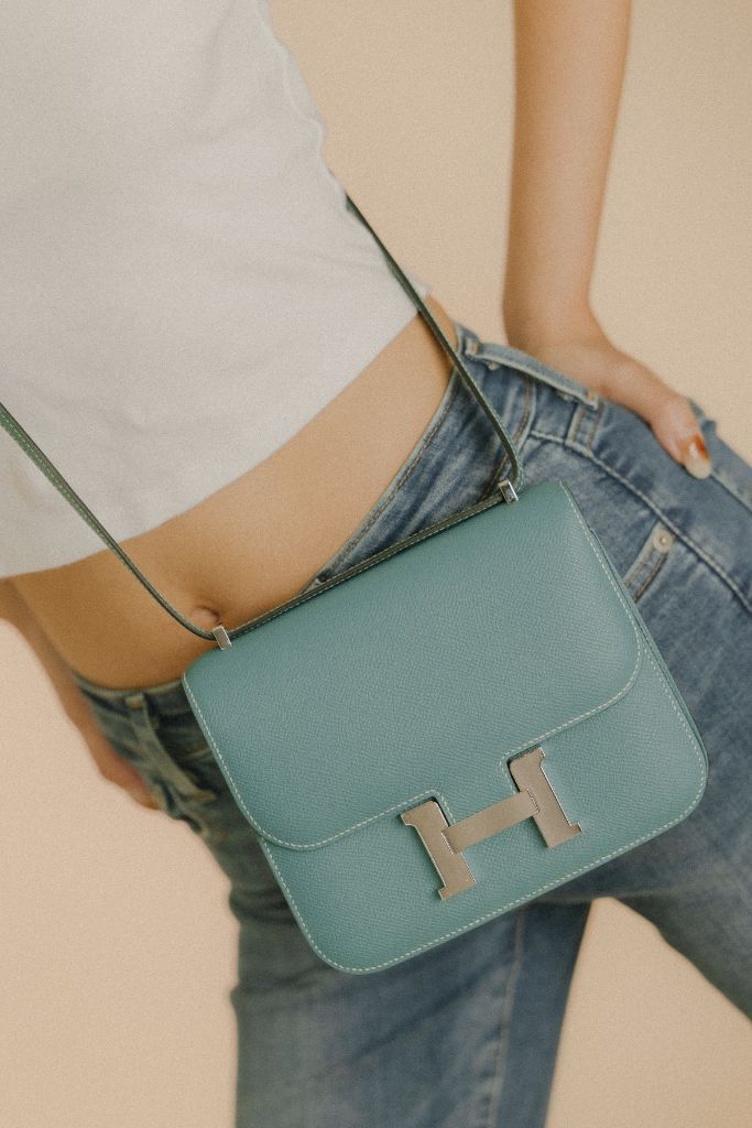 Sell luxury designer handbags to PERIMI in person or by mail